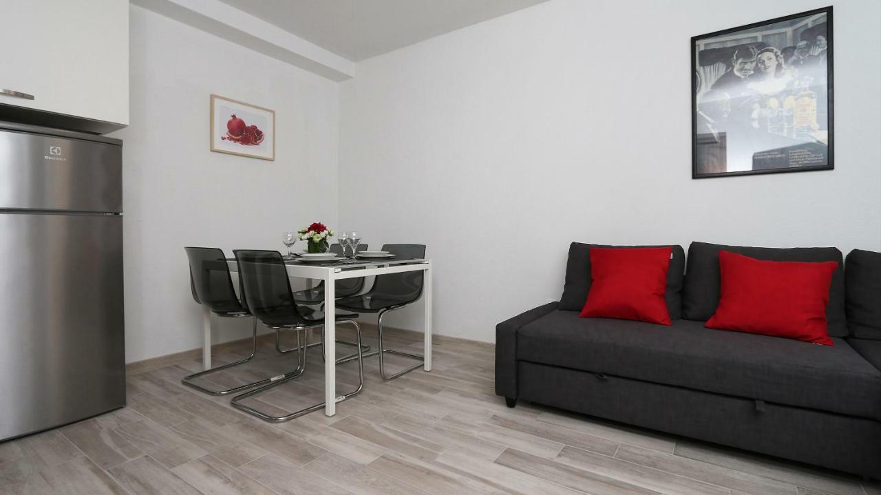 Modern Apartments Iva Makarska Exterior foto